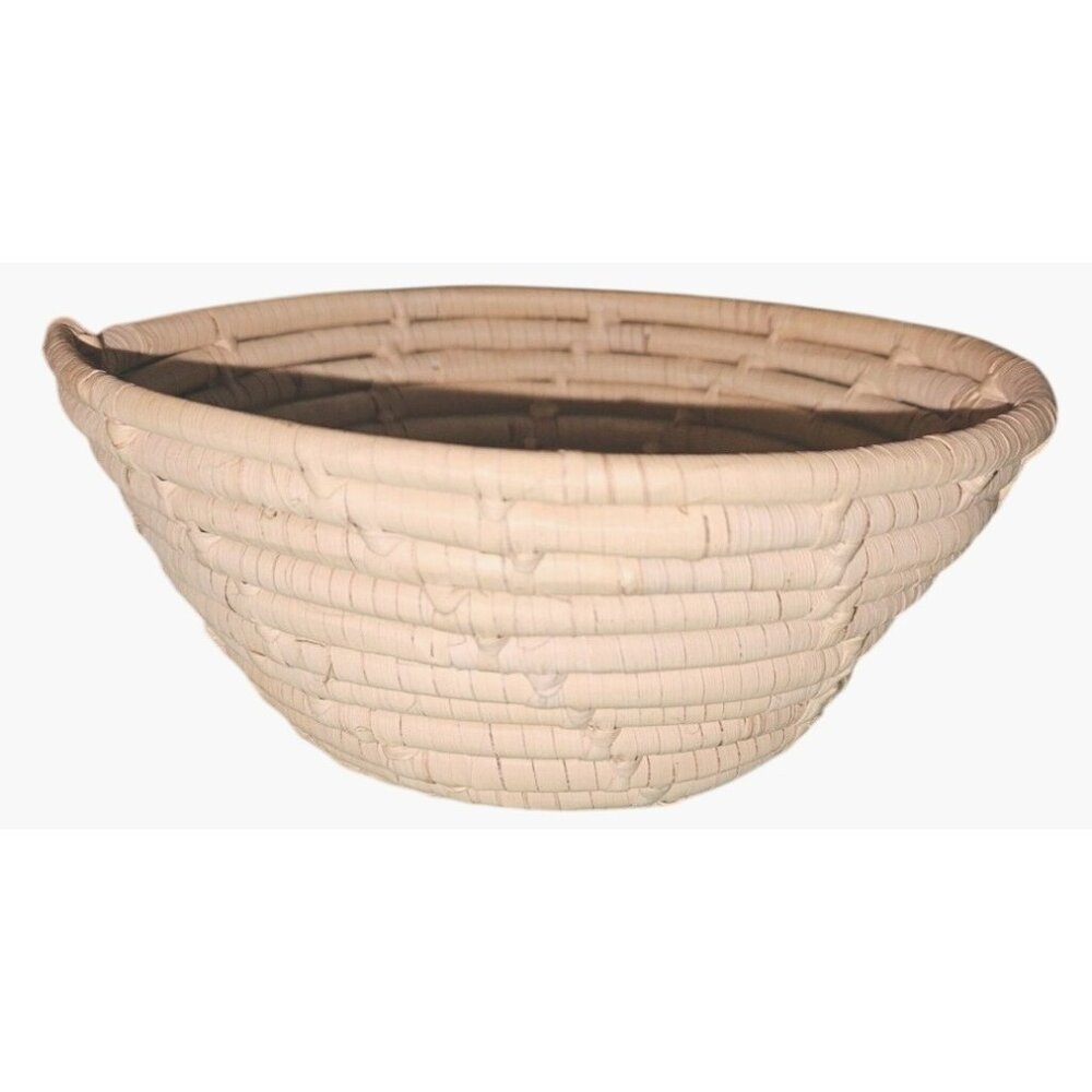 Sweet Grass Basket Artisan Made High Quality Not Gullah 7" diameter‎
